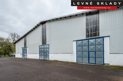 Pronájem skladu 2000 m2 v Kladrubech nad Labem  - Fotka 1