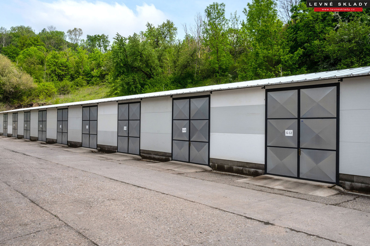 Pronájem skladu 31 m2 v Osenici u Dětenic